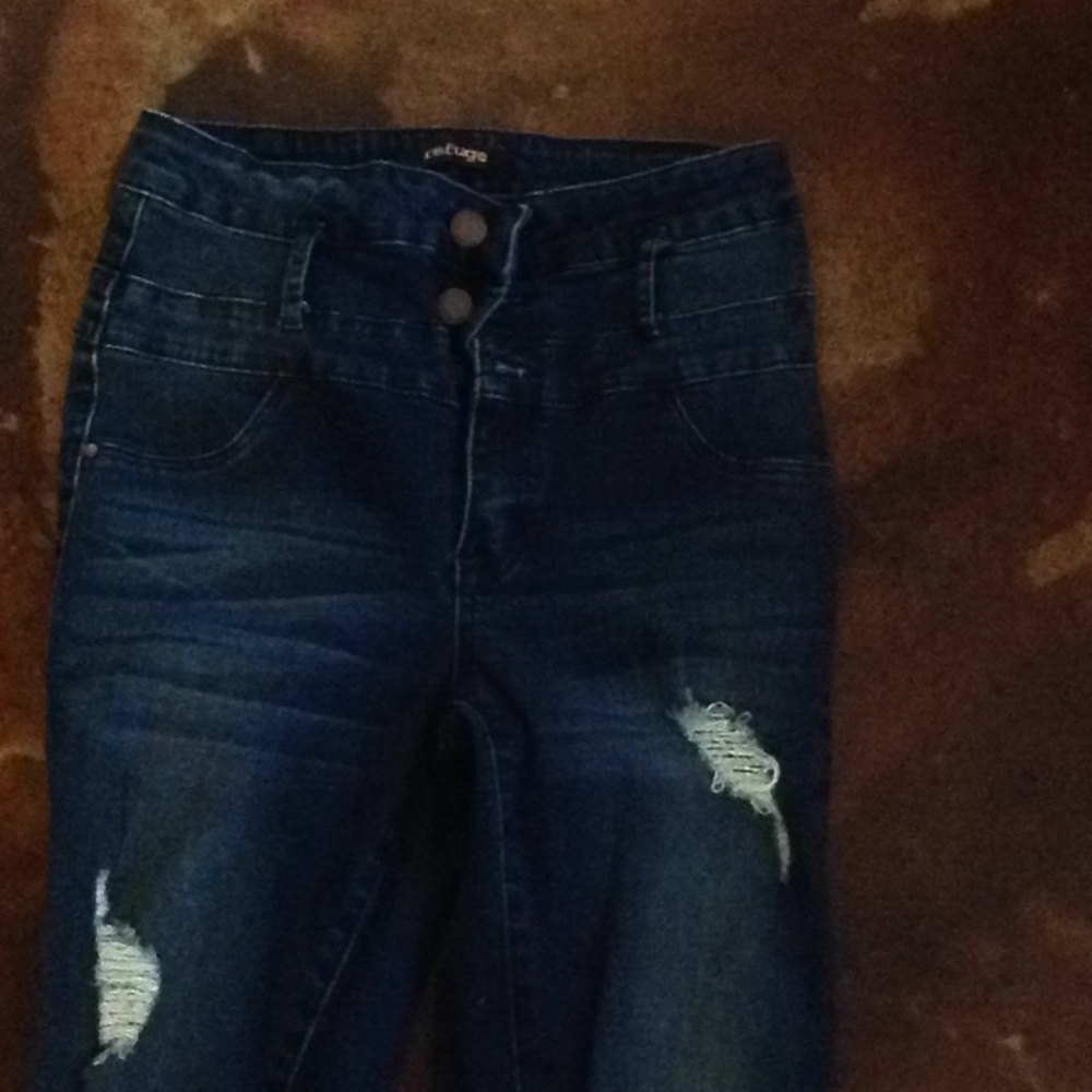 Pants - Picture 2 of 3